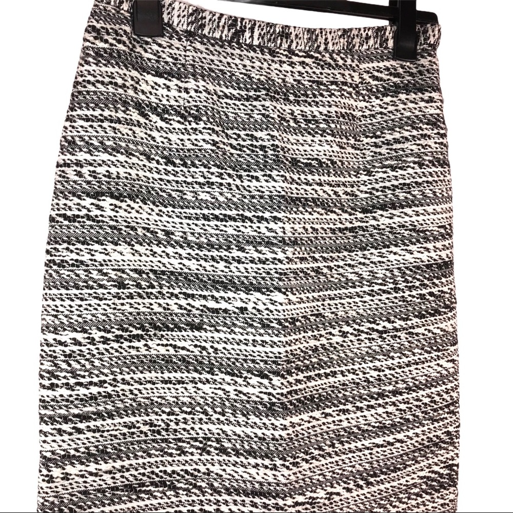 Kasper Tweed Pencil Skirt, Size 6P - Picture 2 of 9